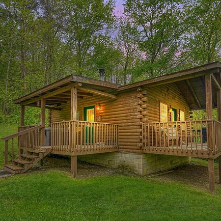 Blue Rose Cabins - Rosebud Cabin Logan Exterior foto